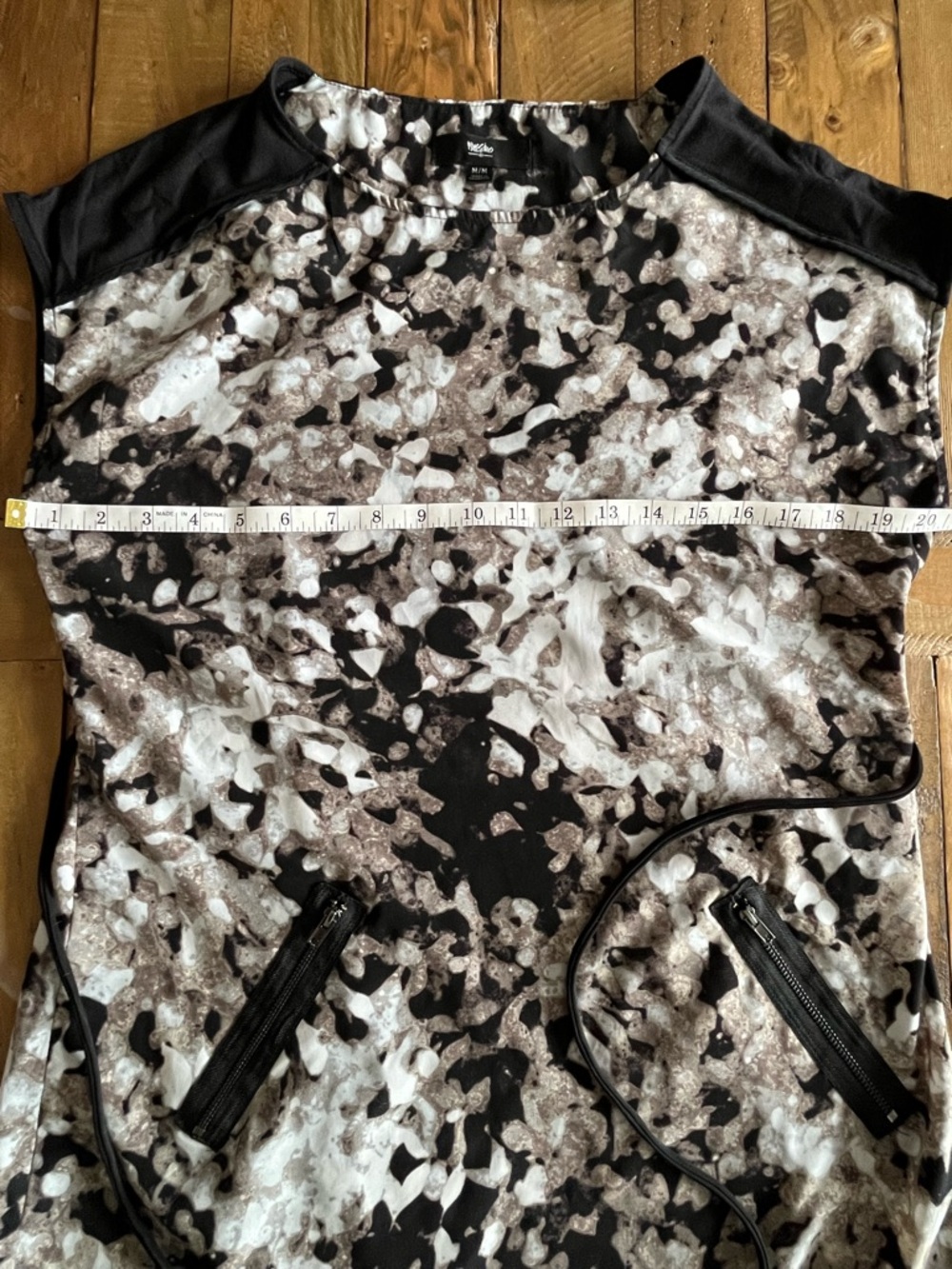 Mossimo Mod/Retro Black, Taupe and White Abstract Print Mini Dress US M - Picture 11 of 15